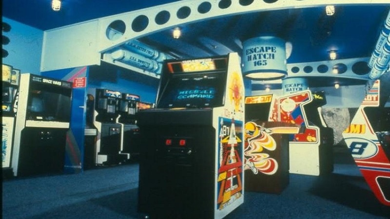 THE GOLDEN AGE OF ARCADE VIDEO GAMES HISTORY