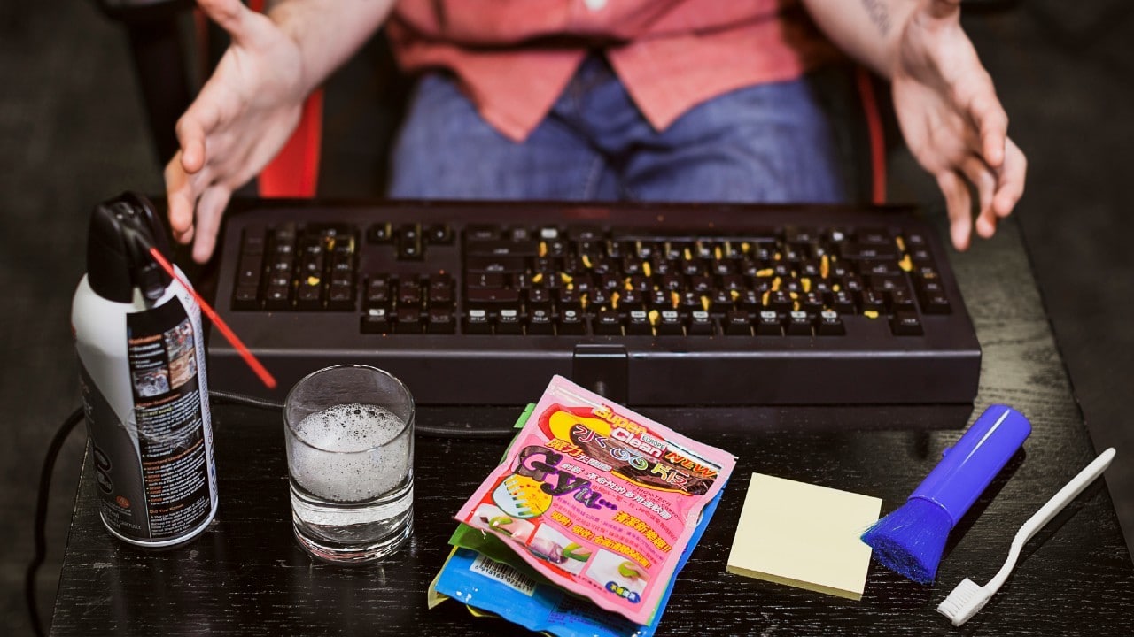 keyboard cleaning kit