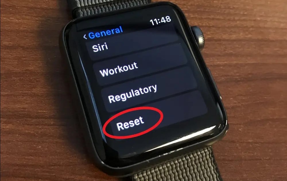 Restart a paired iPhone to the Apple Watch