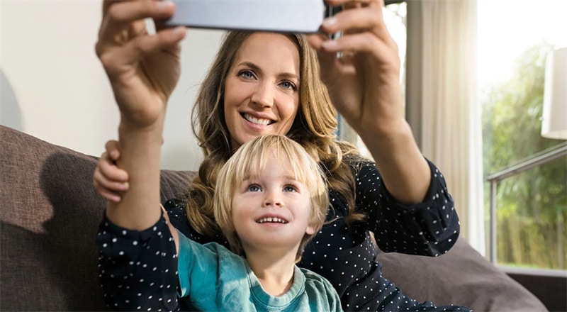 Create family rules about phones and social media