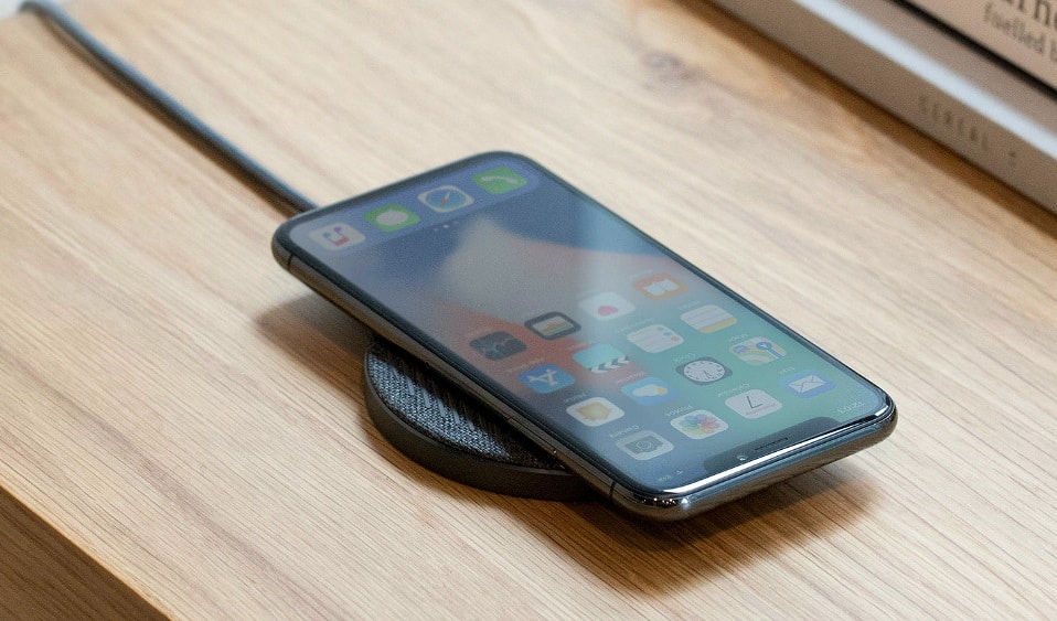 Why isn't my iPhone XR wireless charging, and how to fix it