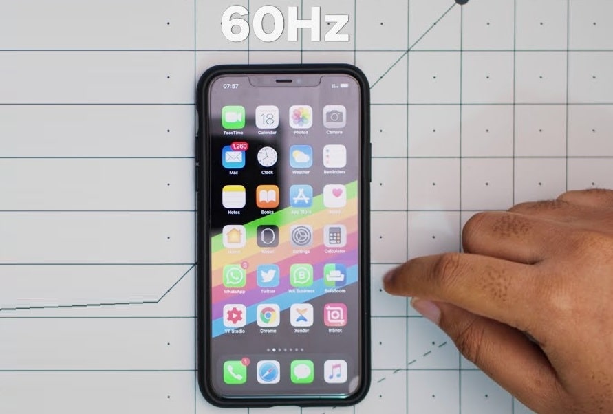 What are the iPhone 11 and Pro refresh rates
